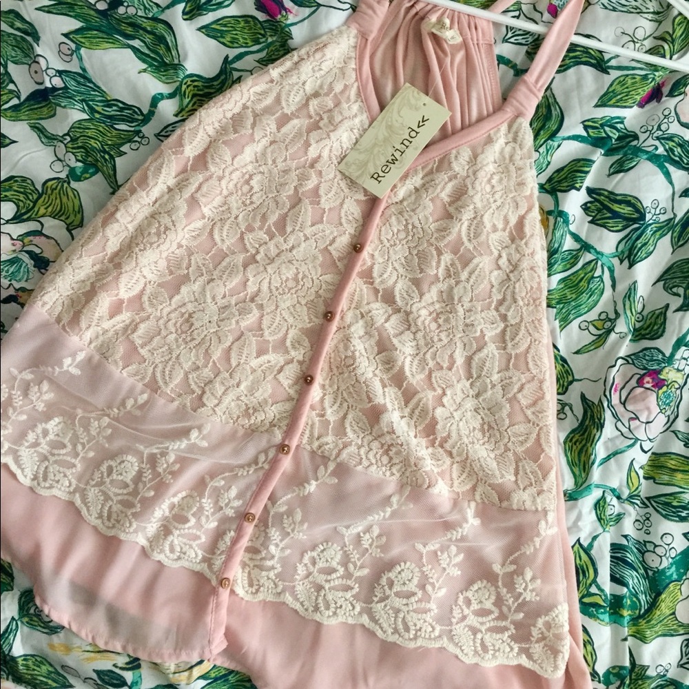 FREE SHIPPING 🎉Rewind NWT lace pink tank